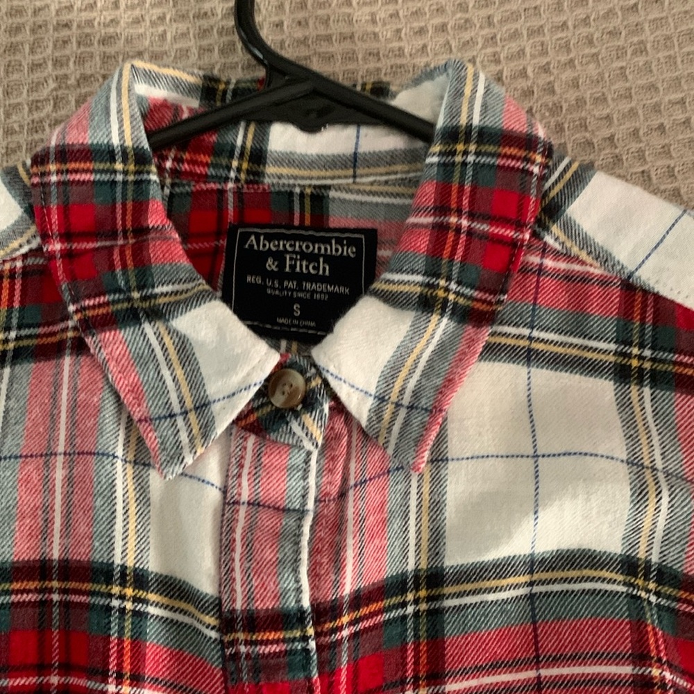Abercrombie & Fitch Flannel